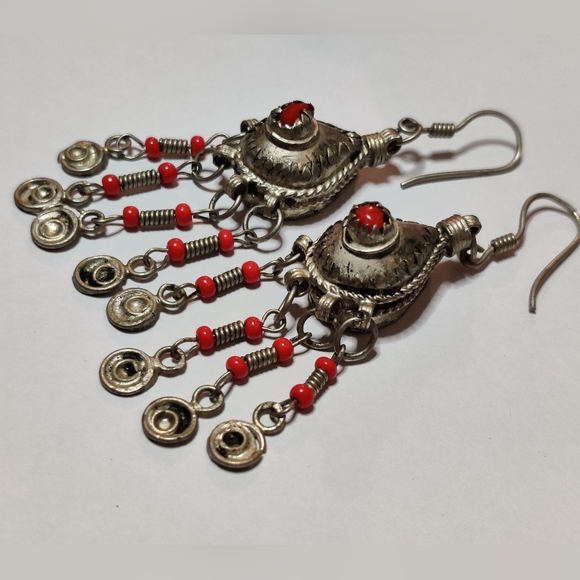 Vintage Moroccan Berber Dangling Earrings - Picture 4 of 16